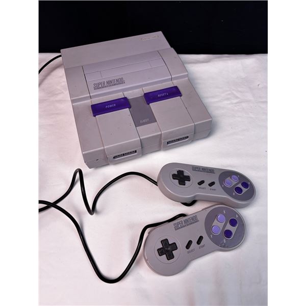 Super NES Control Deck & Controllers