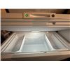 Image 2 : Frigidaire Freezer