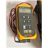 Image 2 : Multimeters