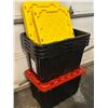 Image 1 : 5 Totes with Lids