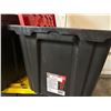 Image 2 : 102 Gallon Totes with lids