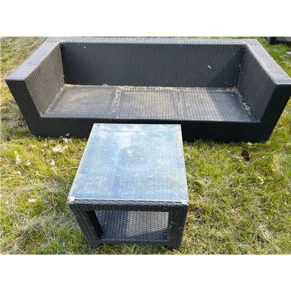 CabanaCoast Outdoor Couch & Table