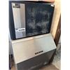 Image 1 : Ice-O-Matic