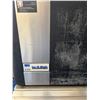 Image 2 : Ice-O-Matic