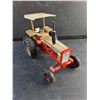 Image 3 : Die Cast International Farmall 826 Tractor Model
