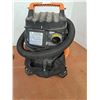 Image 5 : * Shop Vac Ridgid Brand - Powers On - CANNOT SHIP