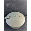 Image 2 : Vintage Pressure Cooker Pot