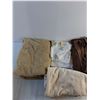 Image 2 : (4) Towels