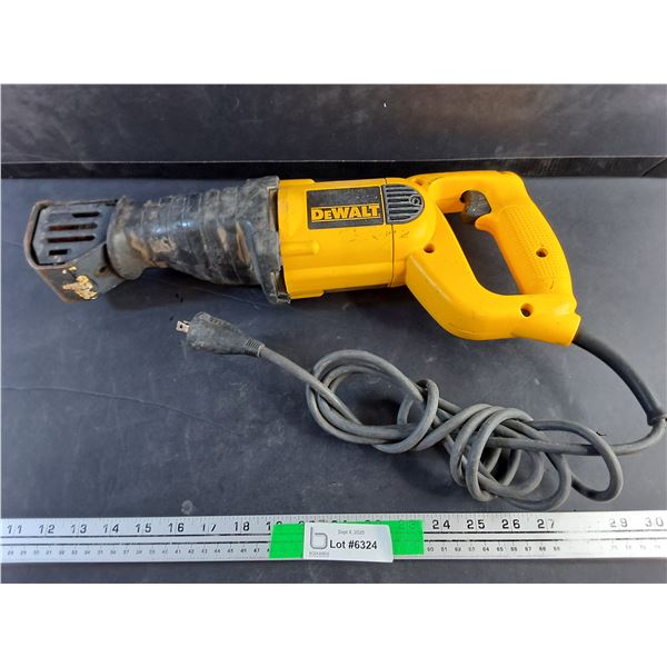 DeWalt Reciprocating Saw - Powers On, As Is