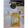 Image 3 : Harley Davidson Bag, Light Bulbs, Hulk Figure, Cable Connectors, Misc