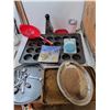 Image 3 : *24x16x15″ Wooden Crate, Various Baking Trays, Betty Crocker Strainer, Misc-PICK UP