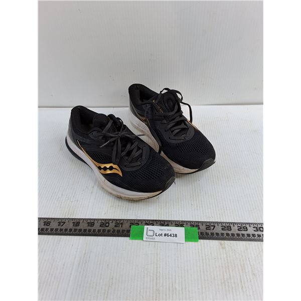 Saucony Size 8.5 Jazz 22 Running Shoes