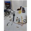 Image 4 : Call of Duty Black Ops 3 PS4, Various Watches, 9x12″ New Canvas, Misc Cables