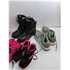 Image 2 : Bates Size 8 Steel Toe Boots, 38 EUR Womans Shoes, 9 Us Adidas Runners, Mittens