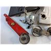 Image 2 : Carburetor, Pulleys, Misc