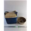 Image 1 : Tag Along Cooler 11" x 9" x 11", Bundt Baking Dish