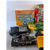 Image 2 : Floor Puzzle, John Deere Toy Chainsaw, Toy Trucks