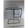 Image 1 : Table - 19.5'' x 10'' x 23.5'' - As Is CANNOT SHIP