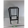 Image 1 : Table 10'' x 10'' x 20'' - As Is CANNOT SHIP