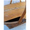 Image 4 : Wooden Picnic Basket 19" x 14" x 10"