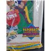 Image 2 : Card Collectors Paper Back Board Hockey Game - Sealed