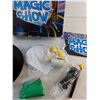 Image 2 : Henry Gordon's Magic Show Set