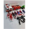 Image 2 : Toys Lot (8 Action Figures & 2 Vehicles)