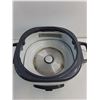 Image 3 : Black & Decker 8 Cup Rice Cooker - Powers On - 10" Dia x 9" High