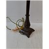 Image 2 : Vintage Table Lamp- 8.5" x 29.5"-  Powers On  -  PICK UP ONLY