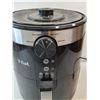 Image 3 : T-fal Air Fryer- Powers On