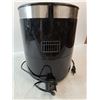 Image 5 : T-fal Air Fryer- Powers On