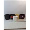 Image 1 : (3) Ceramic Flower Pots & (2) Plastic Flower Pots