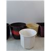 Image 3 : (3) Ceramic Flower Pots & (2) Plastic Flower Pots