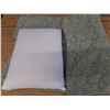 Image 3 : Memory Foam Pillow, Twin Waterproof Mattress Cover, Twin Comforter