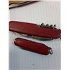 Image 4 : (2) Swiss Army Style Knives & Folding Knife