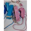 Image 2 : Nintendo Wii Lot: Big Buck Hunter Sensor, Controllers, Wii Sports Wands, Nunchuks, Stands, Writing T