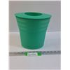 Image 1 : Tupperware 1 L Cool Water Pitcher w/Ice Centre