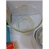Image 4 : Food Cutter Set, Braun Citrusomatic, Glass Mixing Bowl (Has Chip)