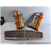 Image 1 : (2) L&R Dodge Dakota Headlamps, Mercedes (W210) Grille  -  PICK UP