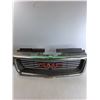 Image 2 : **2004 GMC Valence/Grille -  CANNOT SHIP