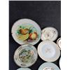 Image 3 : (9) Decorative Ceramic Plates