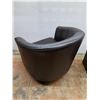 Image 4 : *Leather Style Lounge Chair 28" Tall x 30' Wide  & Footstool, Cannot Ship