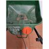 Image 2 : ** Scotts Turf Builder Fertilizer Spreader & 3-Punch Lawn Aerator - Pickup Only