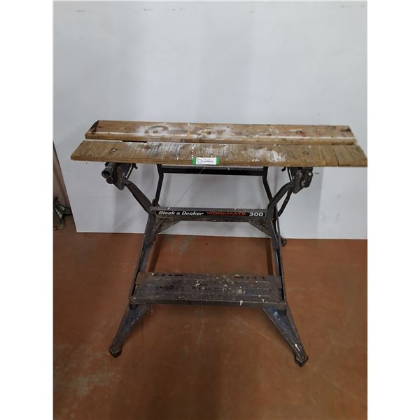 ** Black & Decker Workmate 300 Collapsible Bench - 31x39x28" Open - 1 Handle Broken - Pickup Only