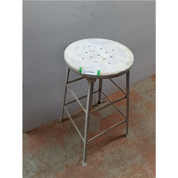 ** White Metal Stool - 28" High x 13.5" Dia Seat - Pickup Only