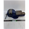 Image 1 : Shop Vise - 5" Jaw with Built-In Anvil - Pickup Only