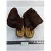 Image 1 : Pair of Mukluks - 10.5" Sole Length - Approx Size 8