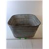 Image 1 : Galvanized Tub 20.5" x 11" Pickup Preferred