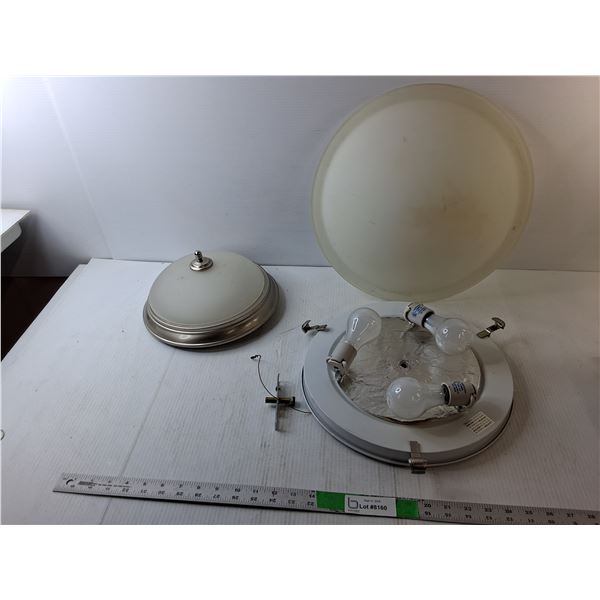 (2) Light Fixtures- Untested Up to 14" - PICK UP