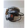 Image 2 : Skilsaw 7 1/4" Circular Saw- Powers On